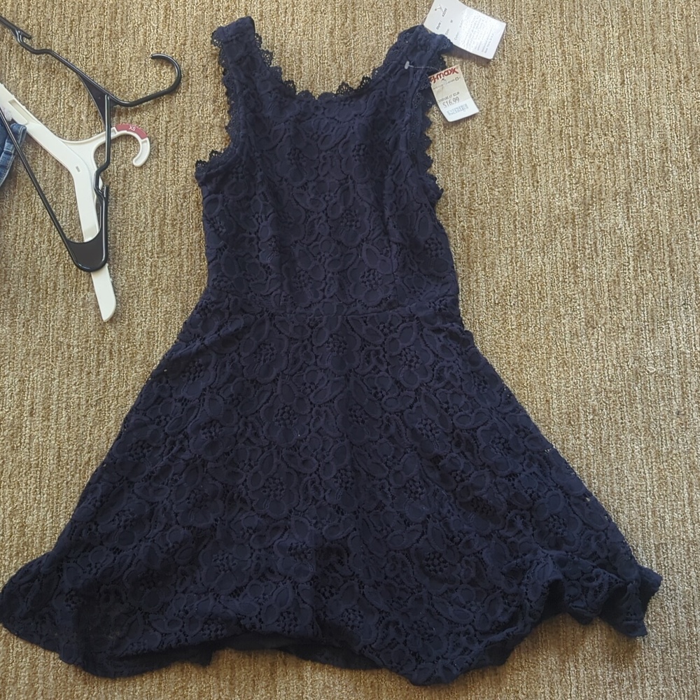 Navy blue sleeveless lace casual dress